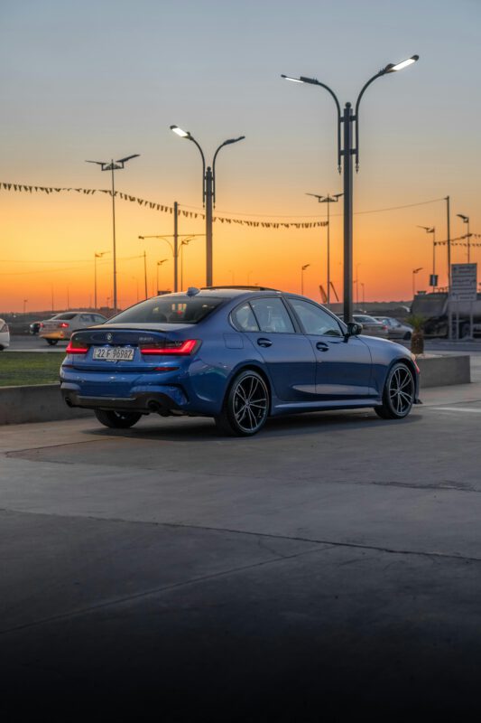 Hoe lang gaat een auto accu mee?